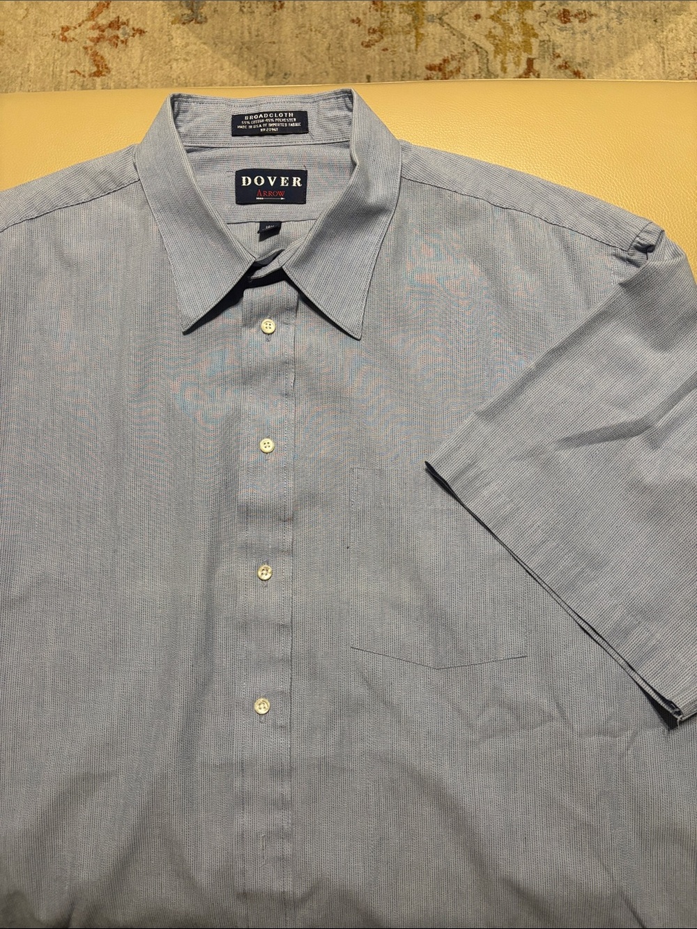 Vintage Dover Arrow Men's Short-Sleeve Dress Shirt in Light Blue